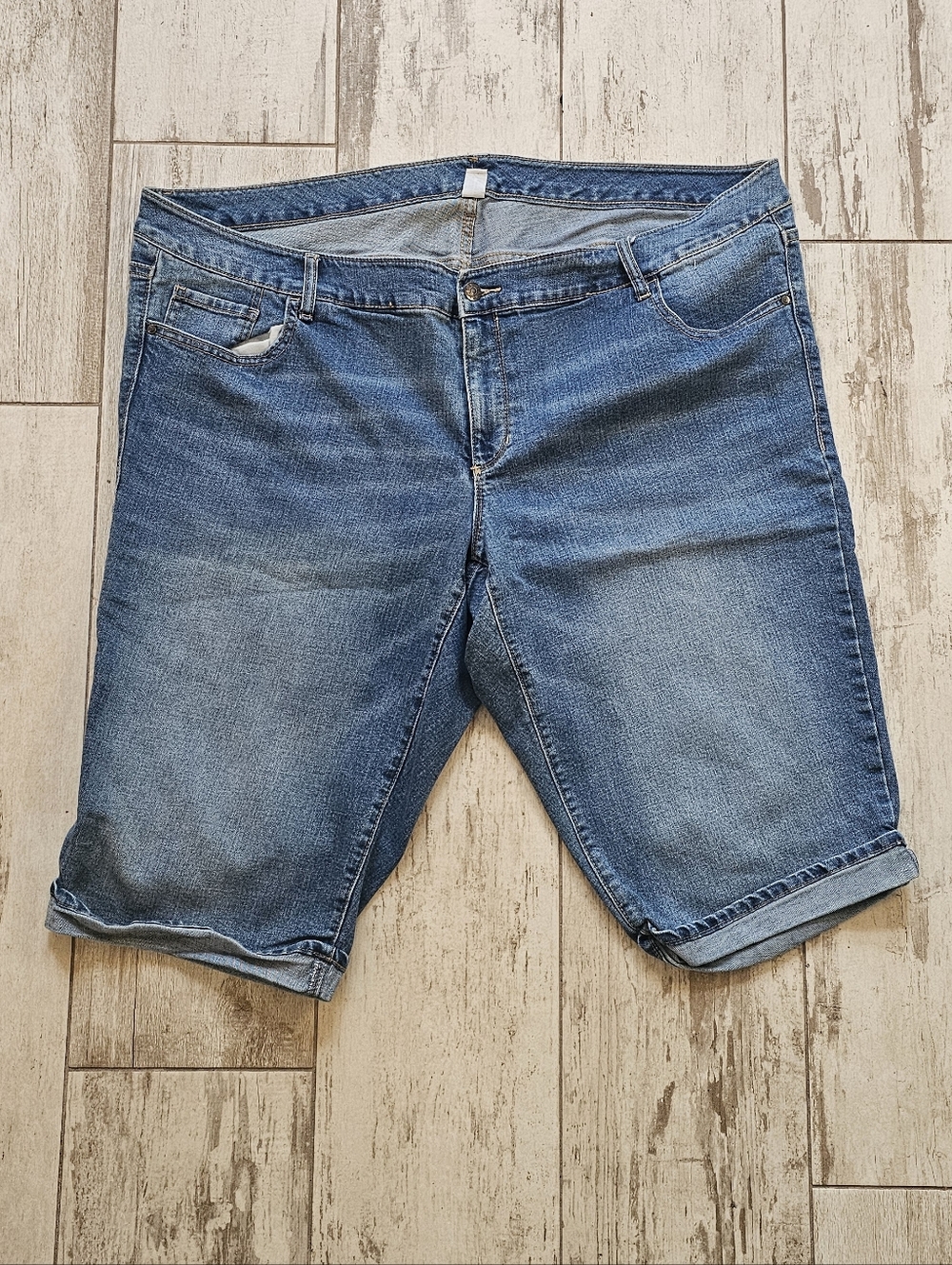 Old Navy Classic Denim Jean Shorts - Medium Blue